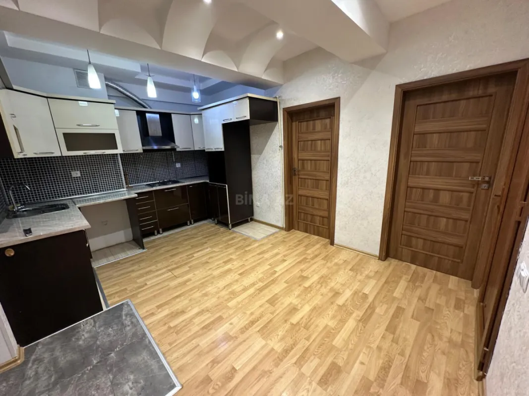 Satılır 2 otaqlı mənzil 70 m²