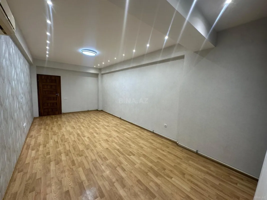 Satılır 2 otaqlı mənzil 70 m²
