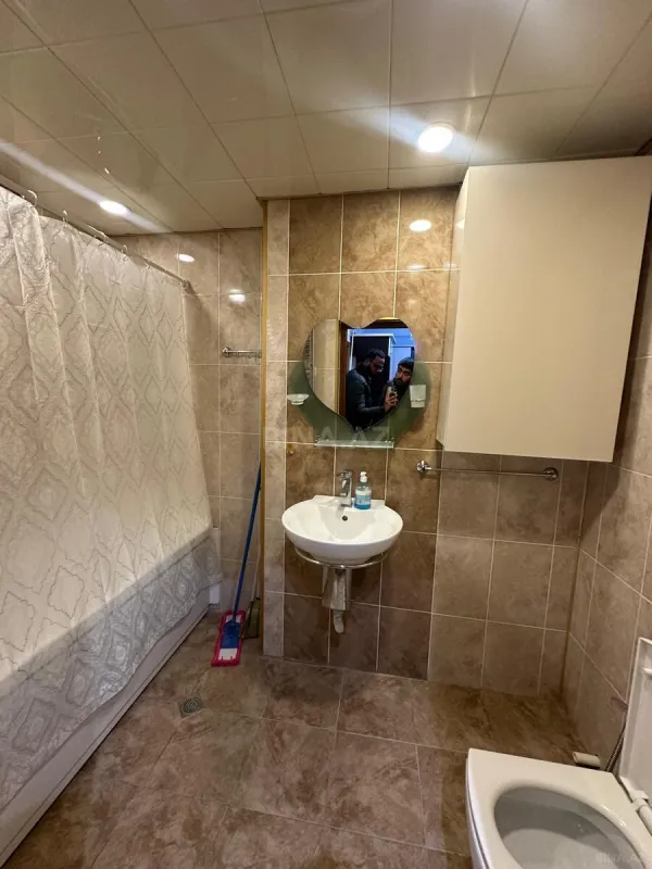 Satılır 2 otaqlı mənzil 70 m²