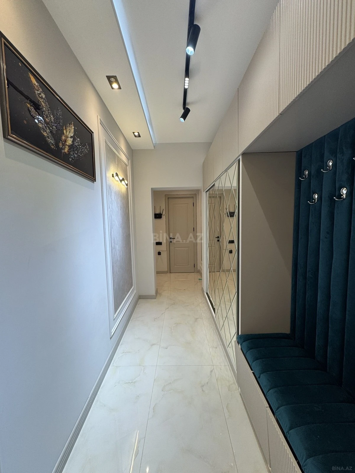 Satılır 3 otaqlı mənzil 99 m²