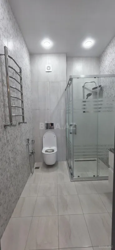 Satılır 3 otaqlı mənzil 140 m²