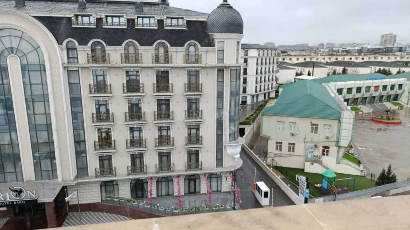 Kirayə verilir 7 otaqlı ofis 320 m²