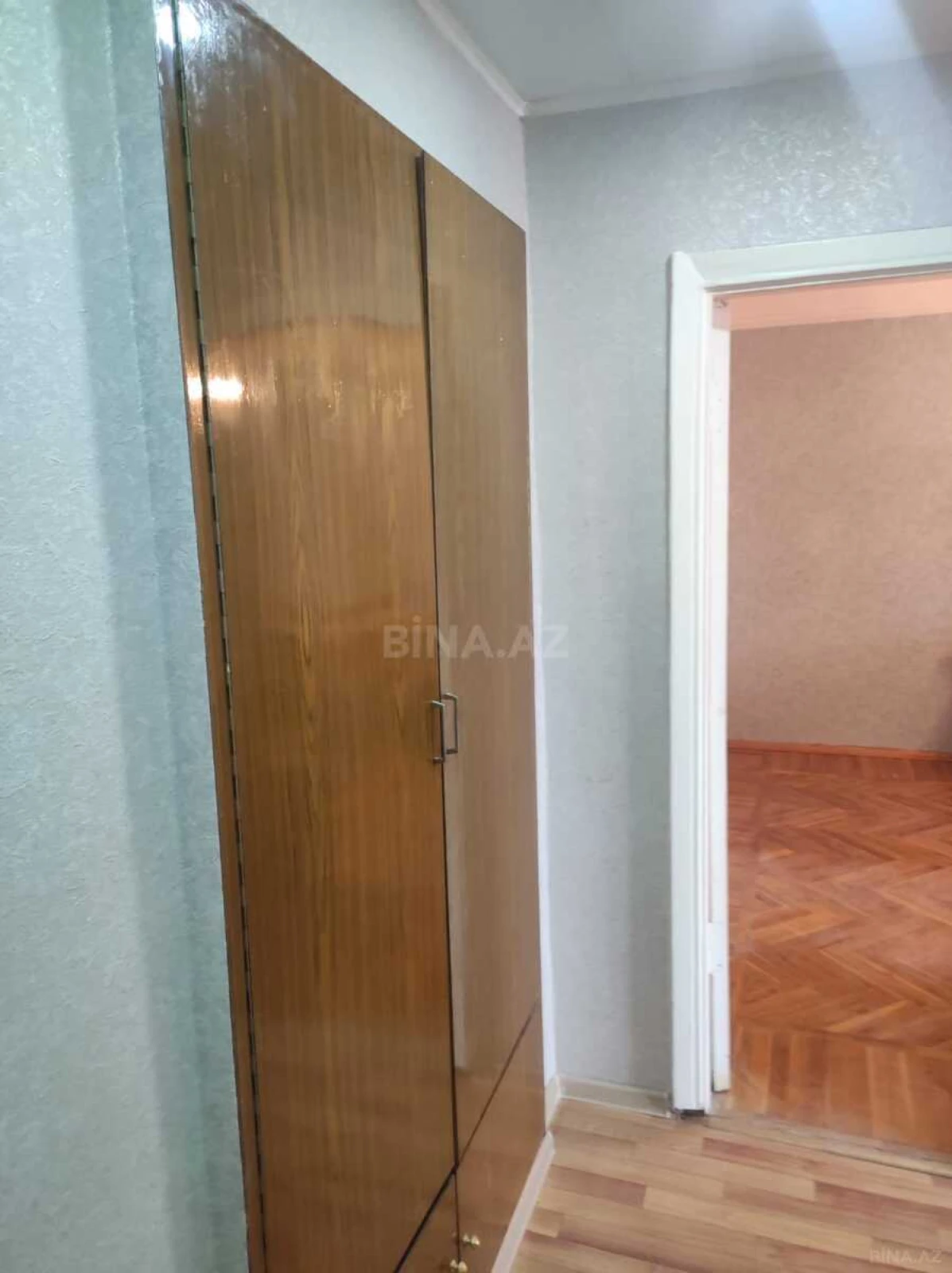 Satılır 2 otaqlı mənzil 44 m²