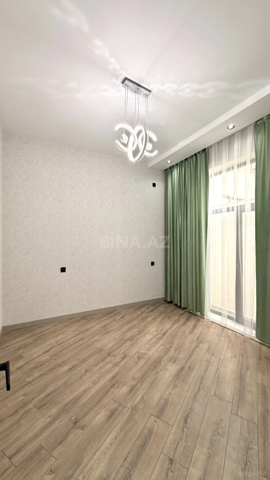 Satılır 4 otaqlı həyət evi 130 m²