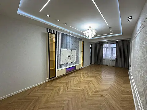 Satılır 3 otaqlı mənzil 142 m² — Bakı 3 otaq 142.00 m²