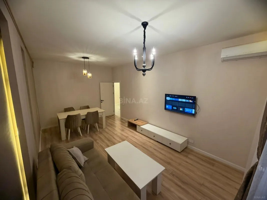 Satılır 2 otaqlı mənzil 72 m²