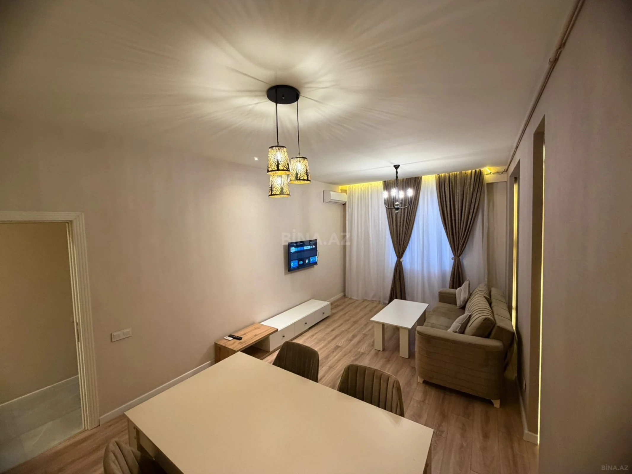 Satılır 2 otaqlı mənzil 72 m²