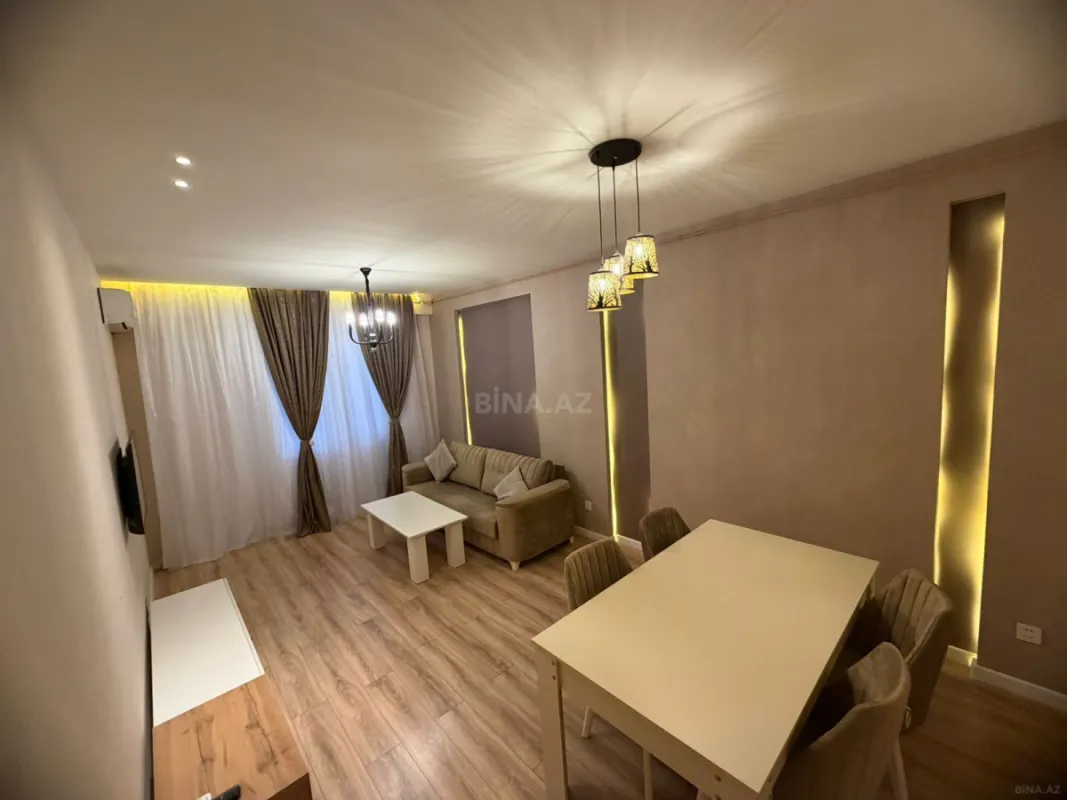 Satılır 2 otaqlı mənzil 72 m²