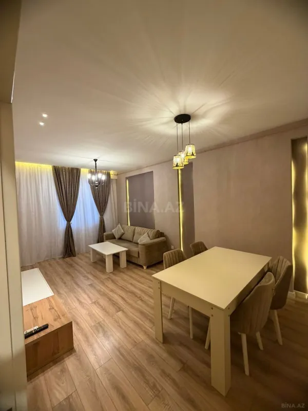 Satılır 2 otaqlı mənzil 72 m²