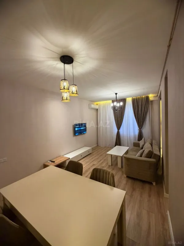 Satılır 2 otaqlı mənzil 72 m²