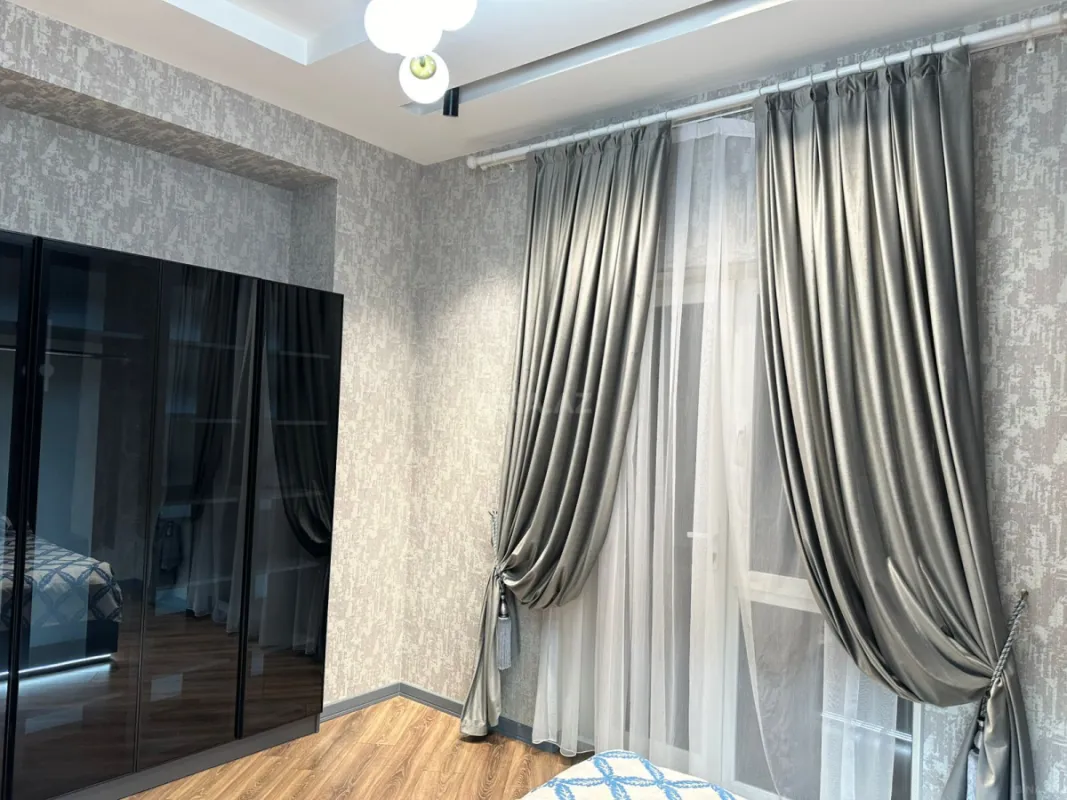 Kirayə verilir 3 otaqlı mənzil 95 m²
