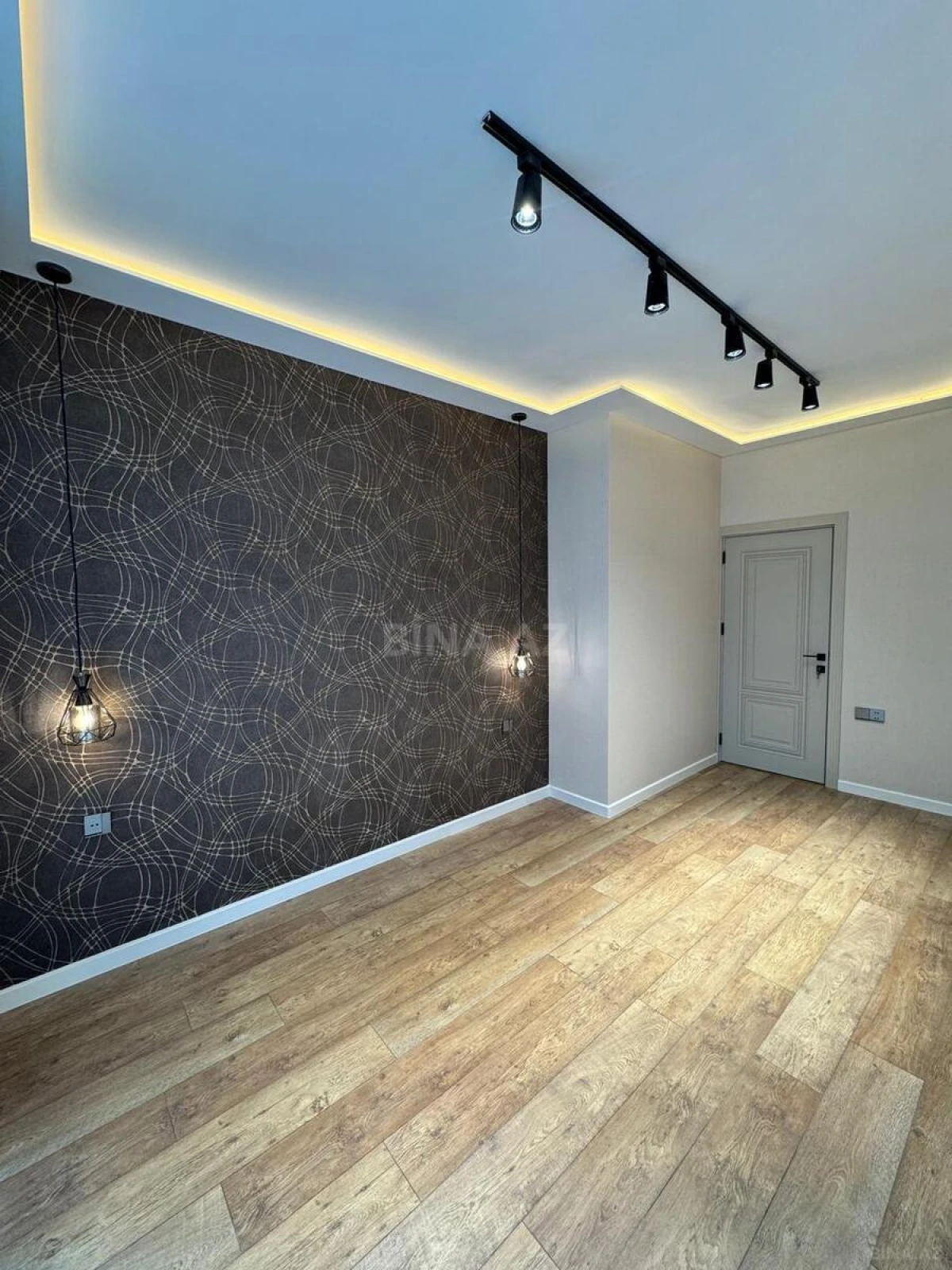 Satılır 3 otaqlı mənzil 100 m²