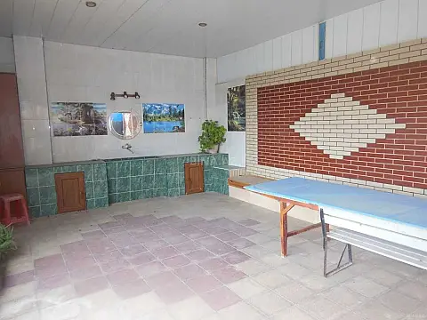 Satılır 6 otaqlı həyət evi 550 m²