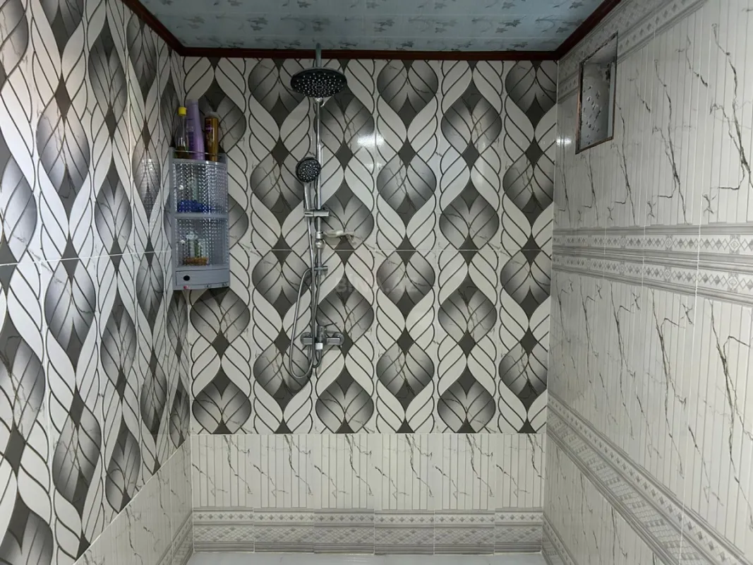 Satılır 4 otaqlı həyət evi 180 m²