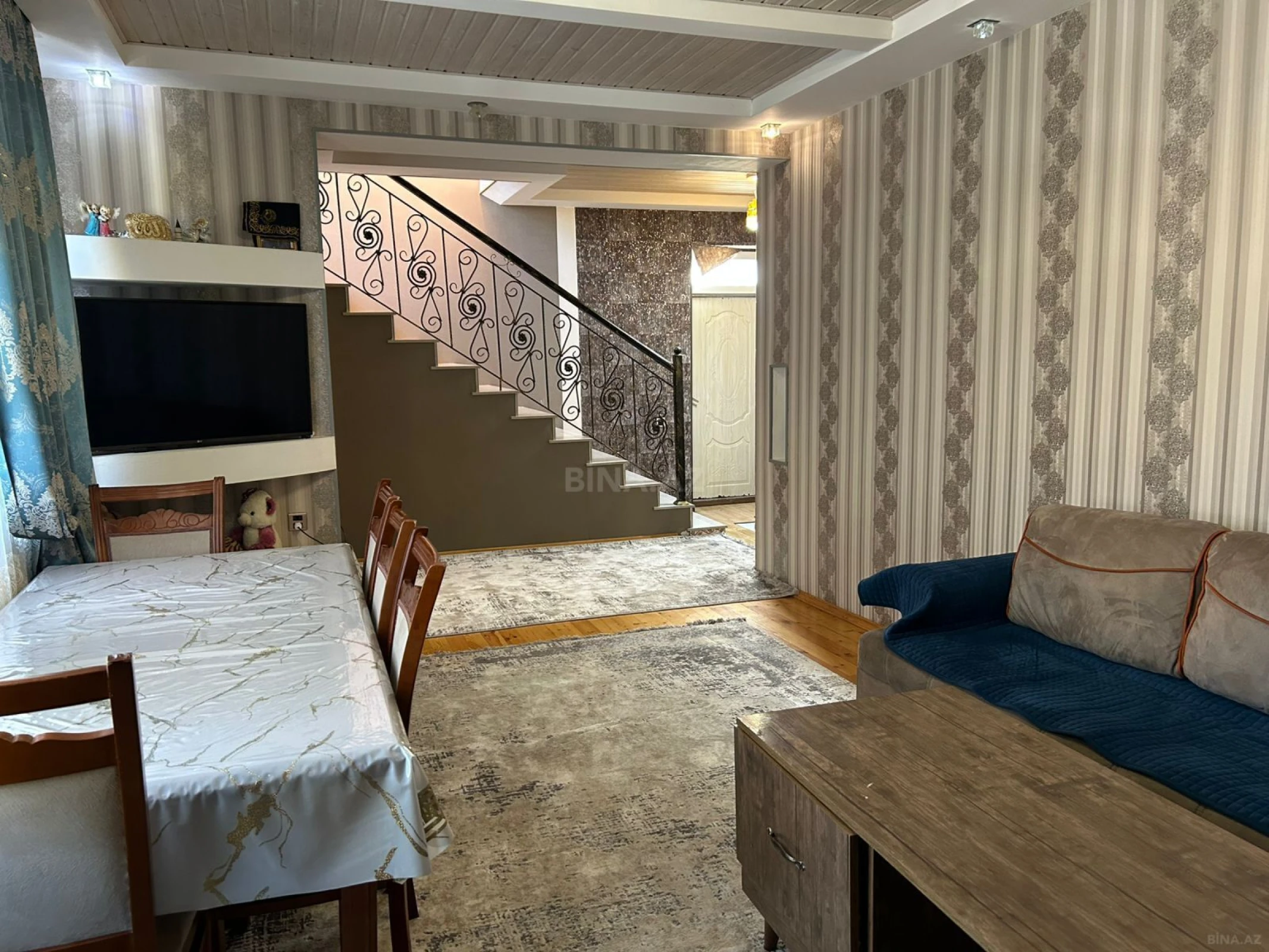 Satılır 4 otaqlı həyət evi 180 m²