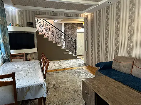Satılır 4 otaqlı həyət evi 180 m²