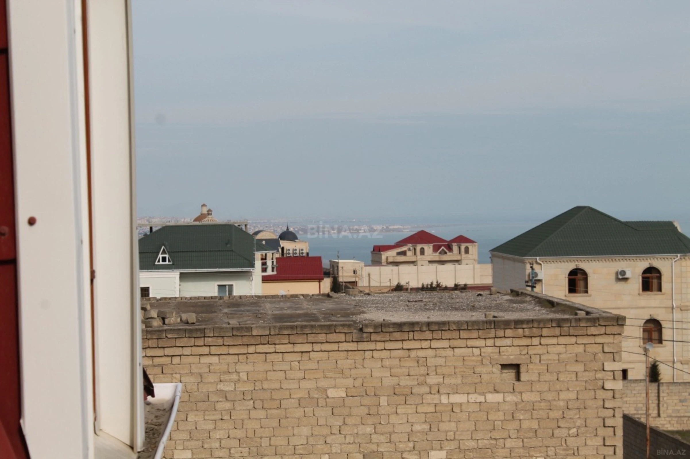 Satılır 7 otaqlı həyət evi 330 m²