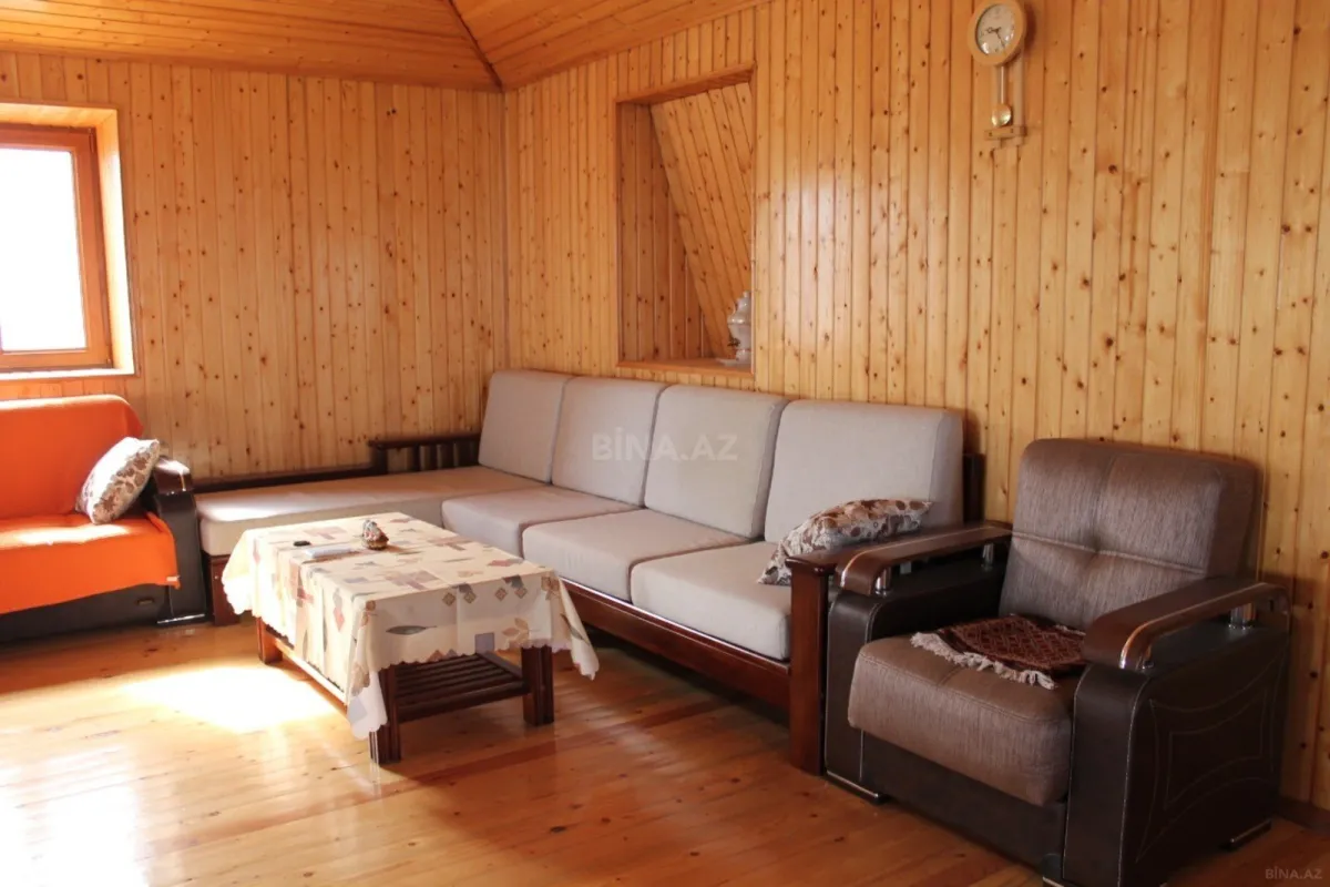 Satılır 7 otaqlı həyət evi 330 m²