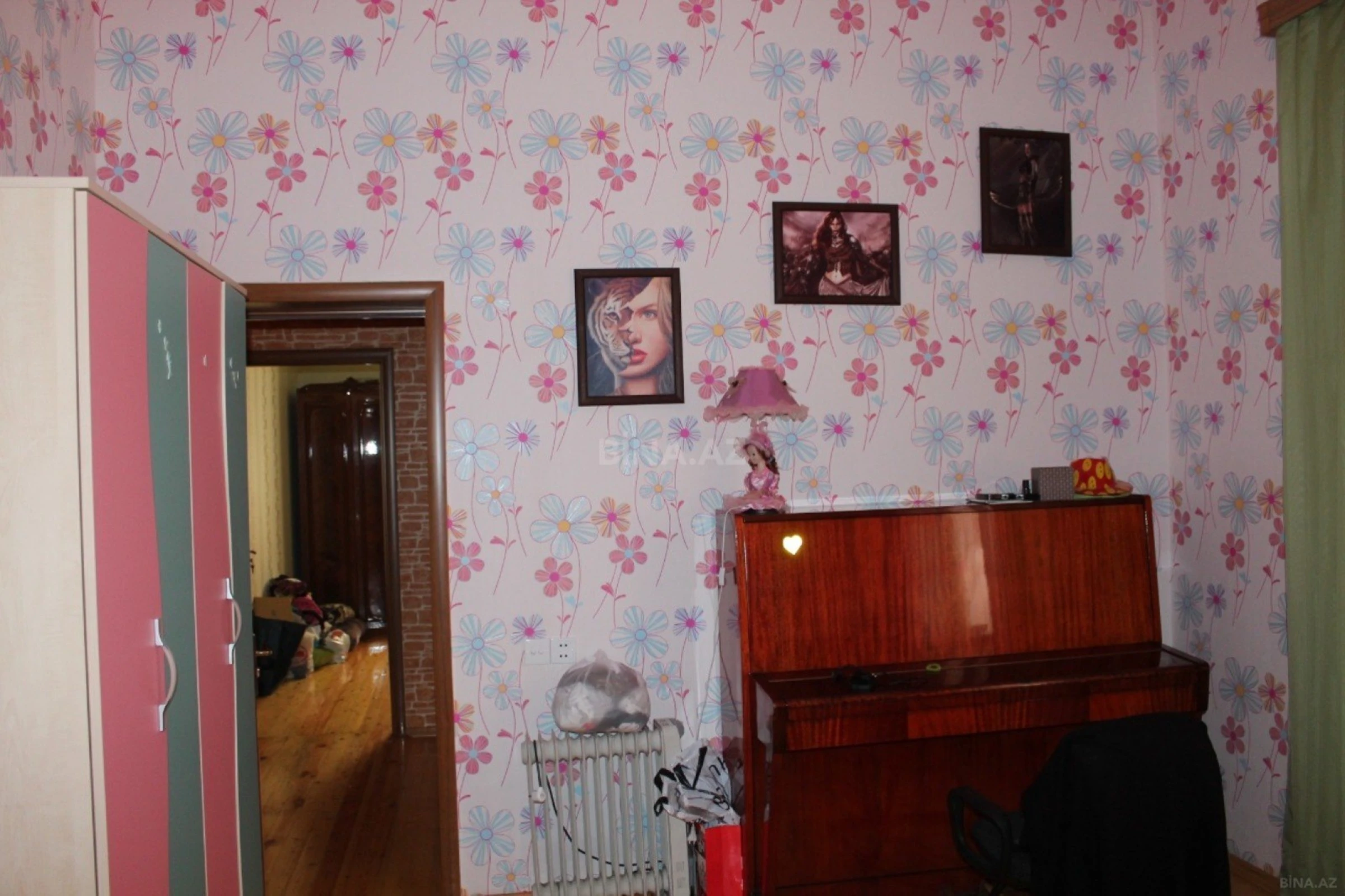 Satılır 7 otaqlı həyət evi 330 m²