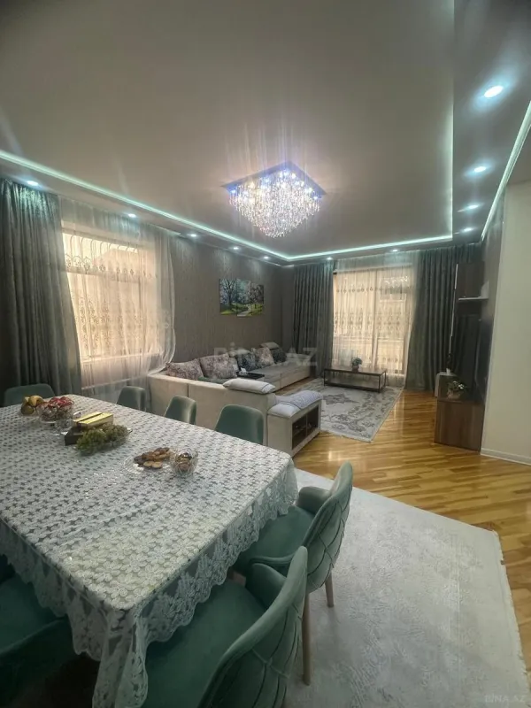 Satılır 7 otaqlı həyət evi 250 m²