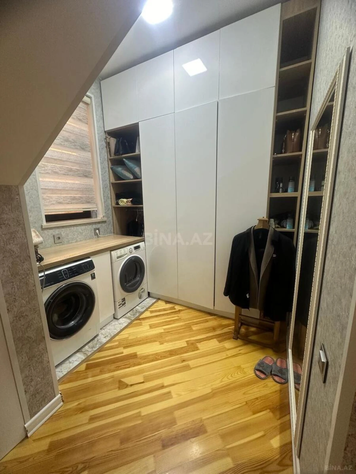 Satılır 7 otaqlı həyət evi 250 m²