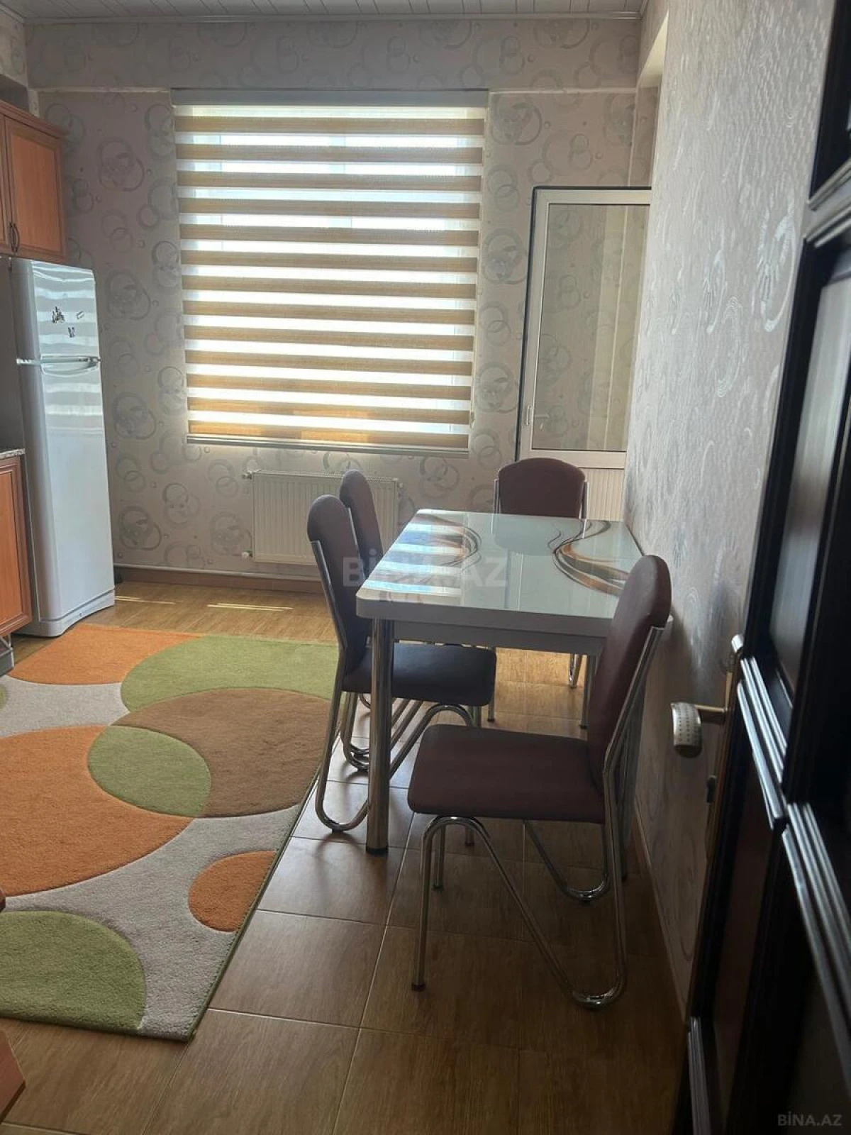 Satılır 3 otaqlı mənzil 134 m²