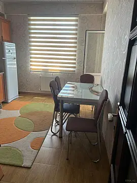 Satılır 3 otaqlı mənzil 134 m²