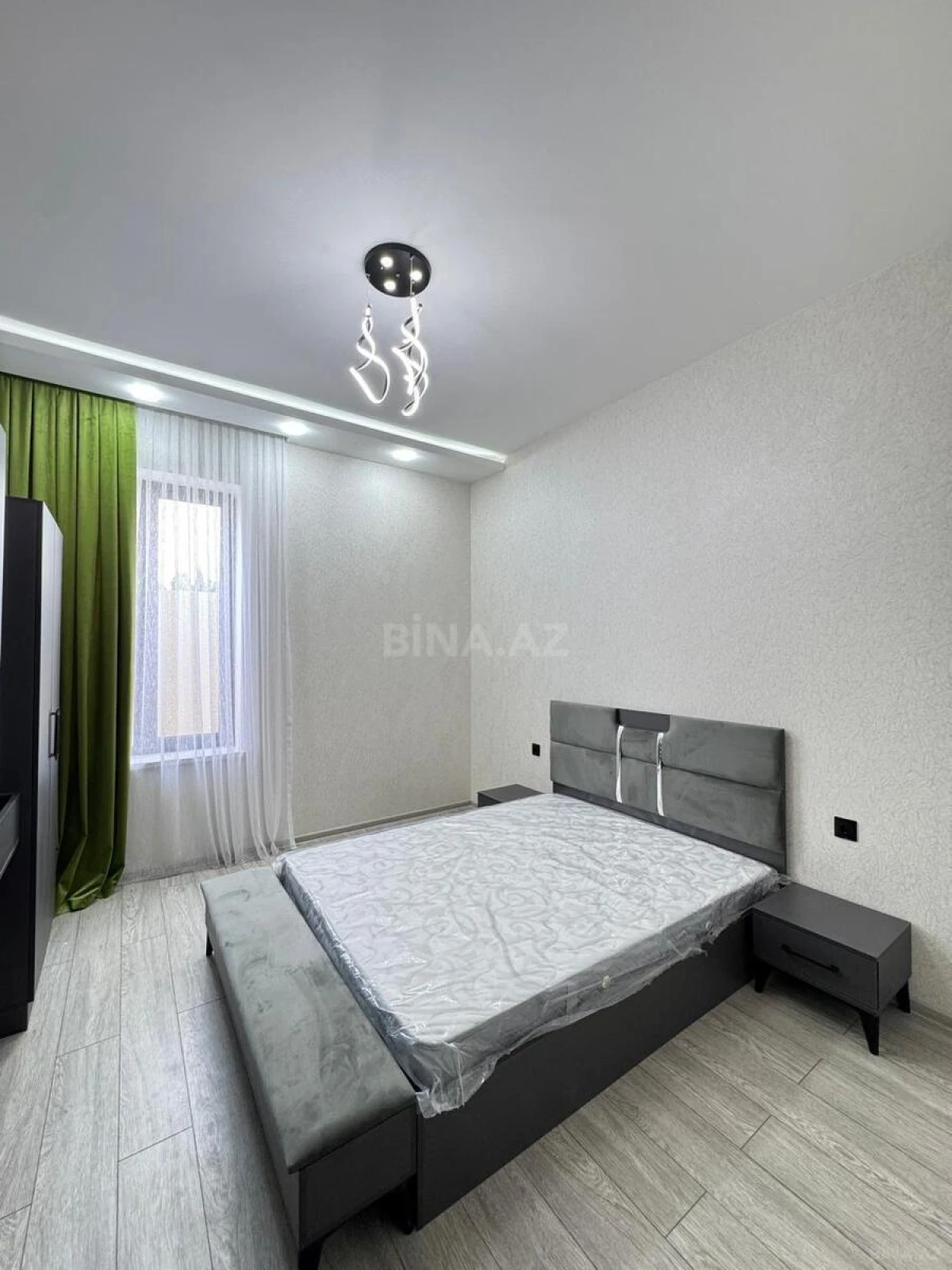 Satılır 4 otaqlı həyət evi 160 m²