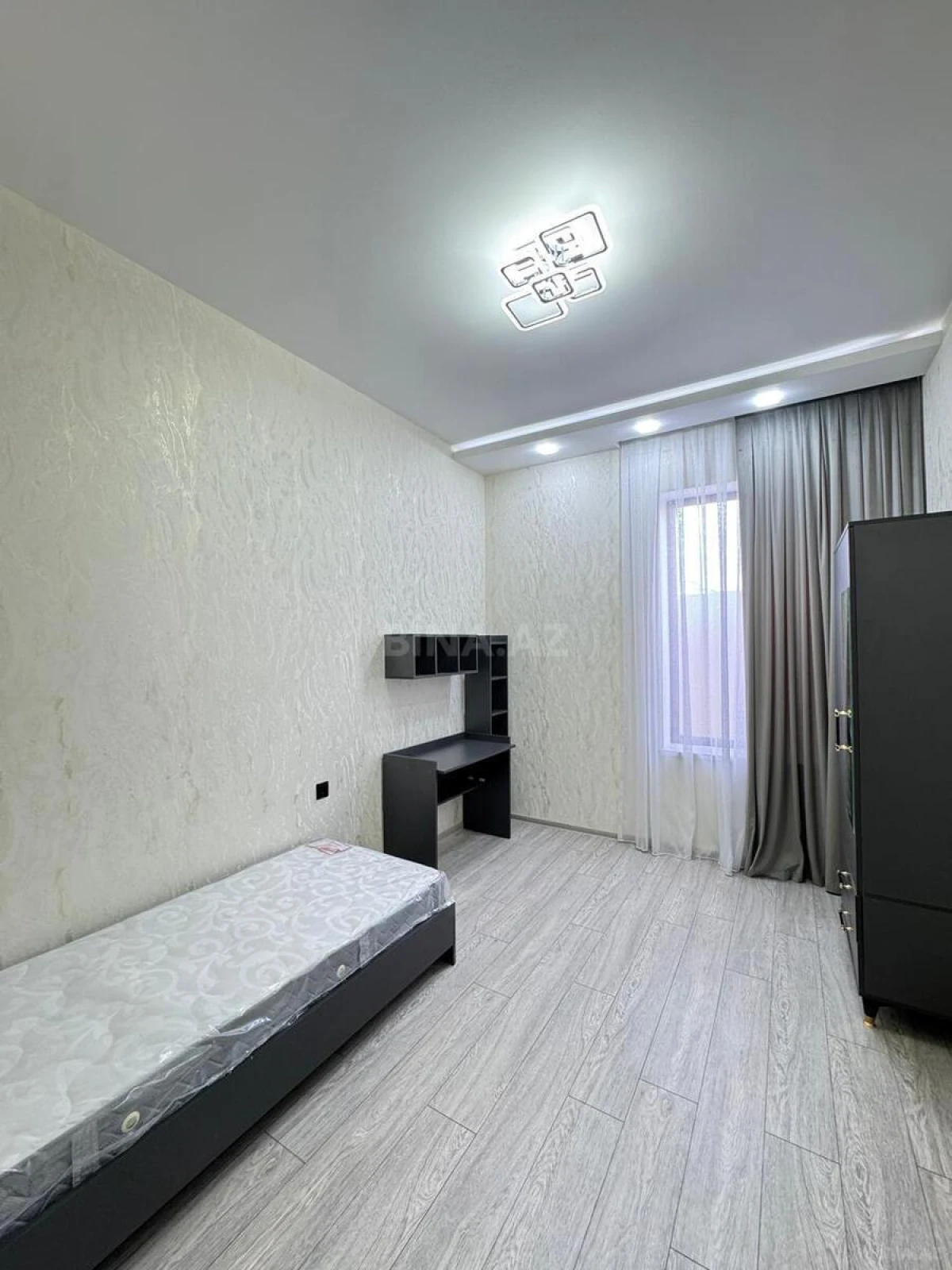 Satılır 4 otaqlı həyət evi 160 m²