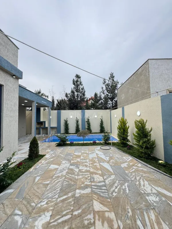 Satılır 4 otaqlı həyət evi 160 m²