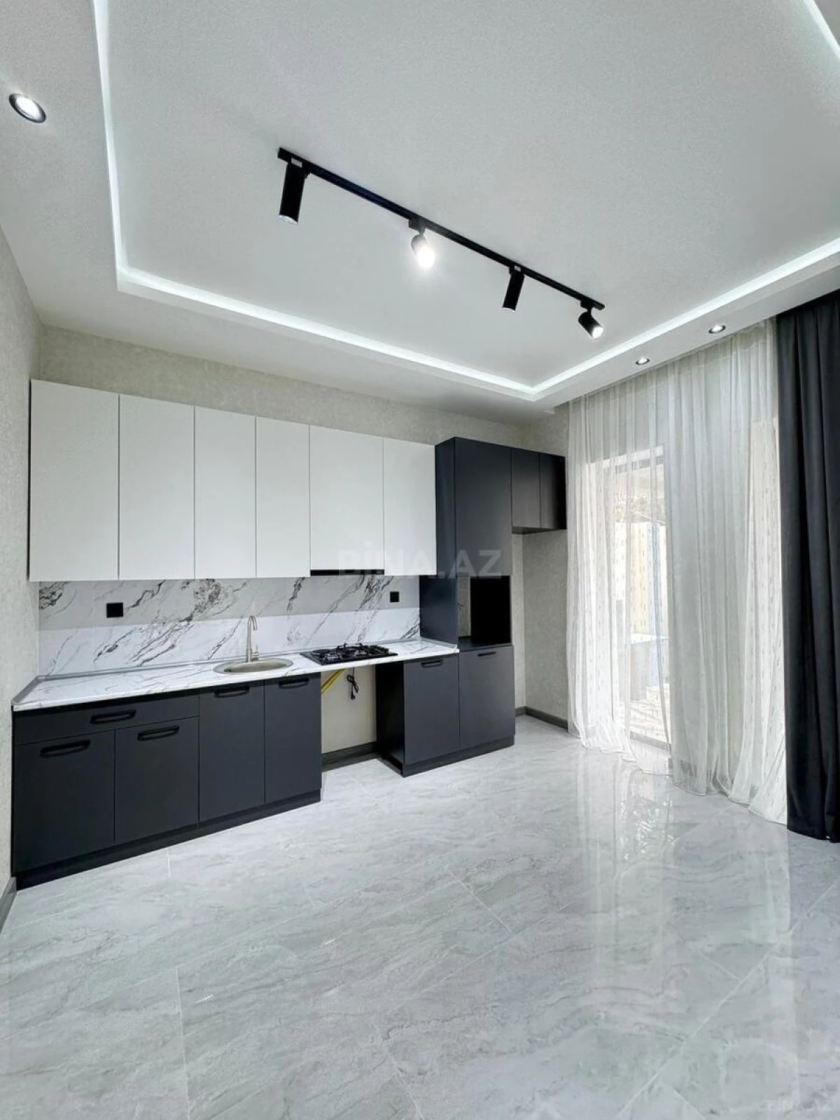 Satılır 4 otaqlı həyət evi 160 m²