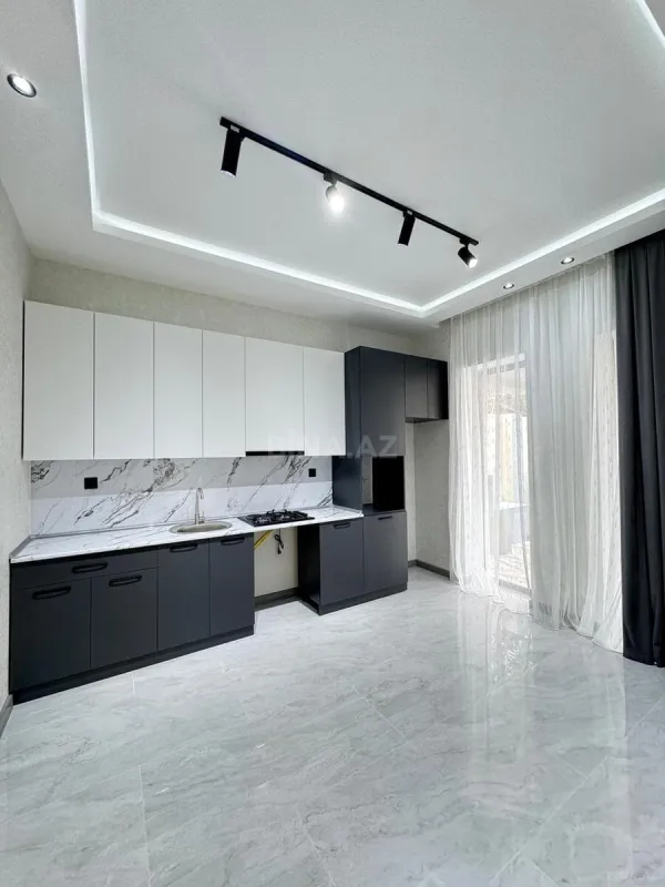Satılır 4 otaqlı həyət evi 160 m²