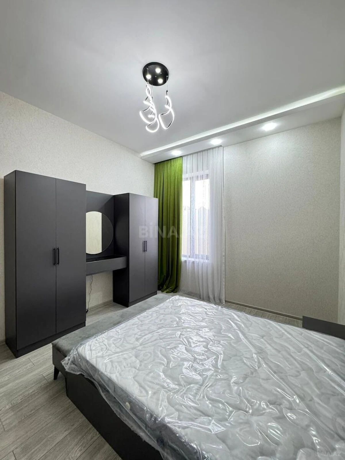 Satılır 4 otaqlı həyət evi 160 m²