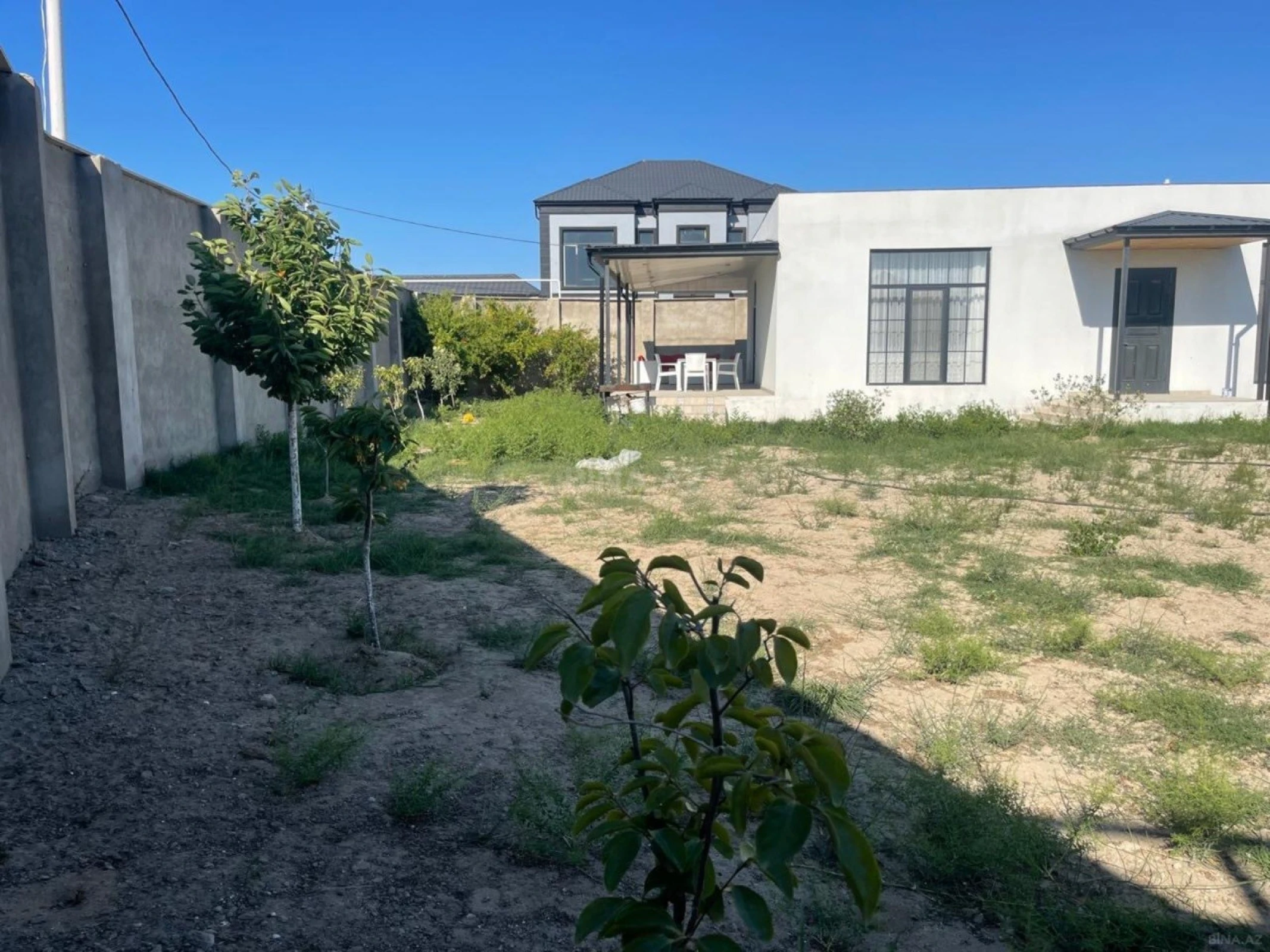 Satılır 2 otaqlı həyət evi 115 m²