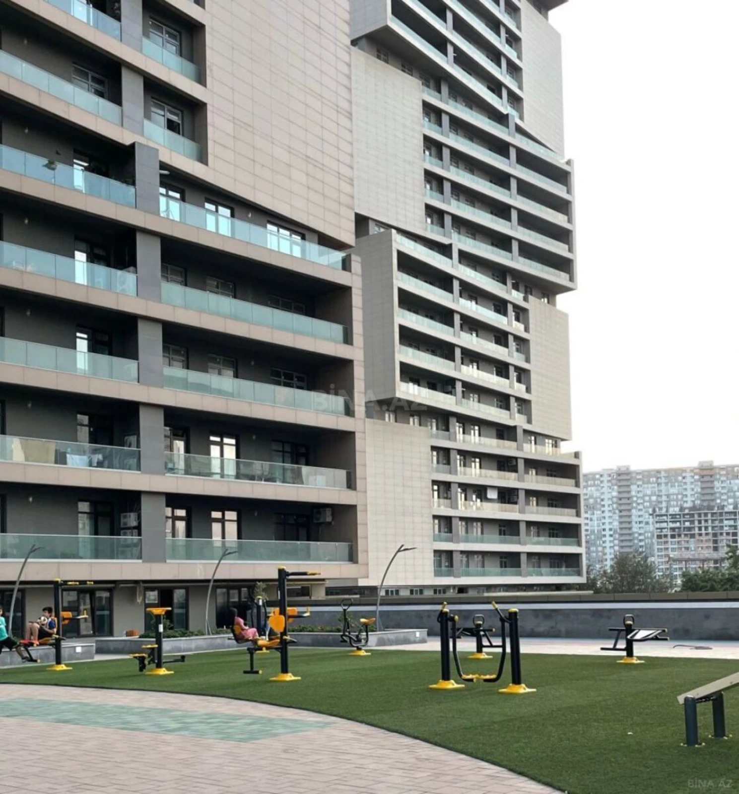 Kirayə verilir 2 otaqlı mənzil 65 m²