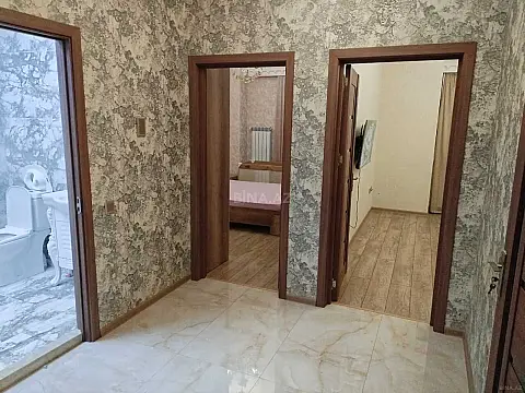 Kirayə verilir 2 otaqlı mənzil 65 m²
