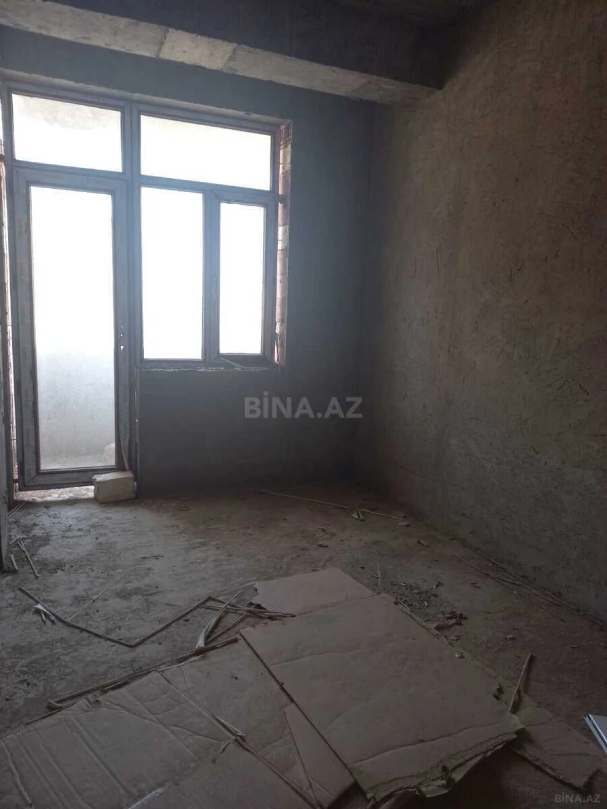 Satılır 2 otaqlı mənzil 106 m²