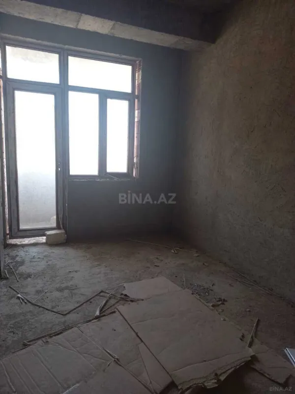 Satılır 2 otaqlı mənzil 106 m²