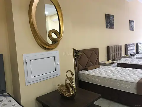 Satılır obyekt 178 m²