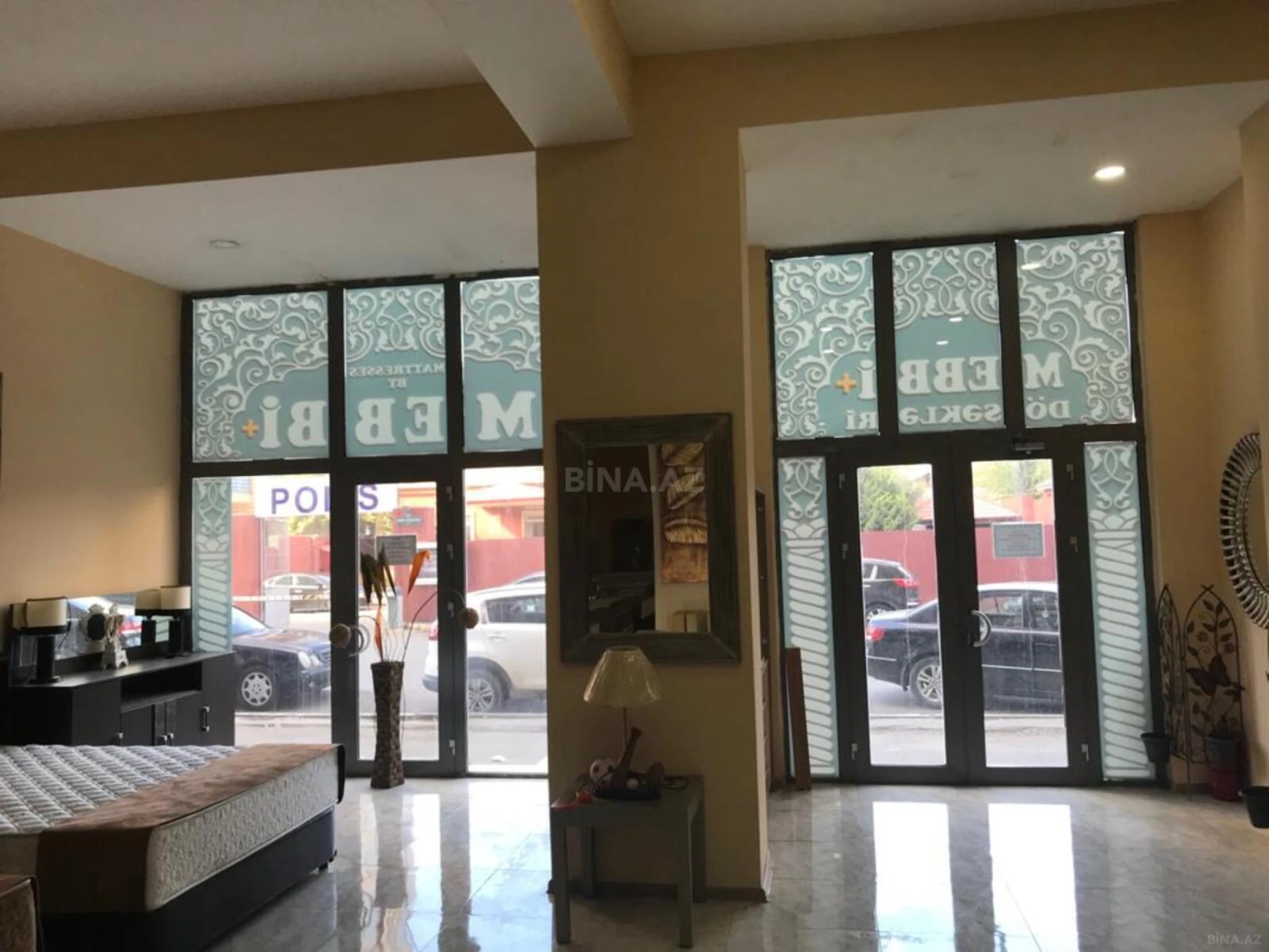 Satılır obyekt 178 m²