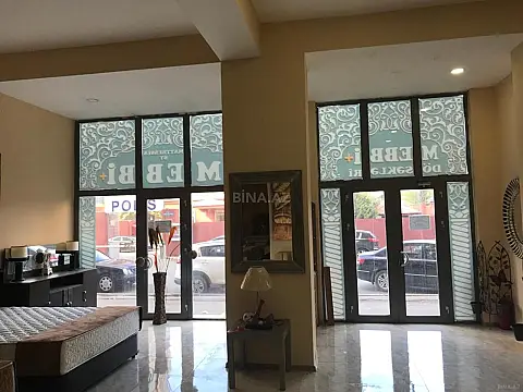 Satılır obyekt 178 m²