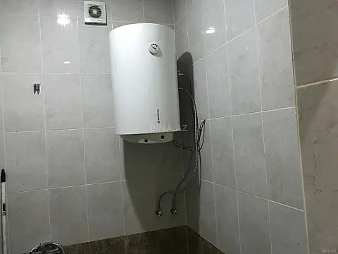 Satılır obyekt 178 m²