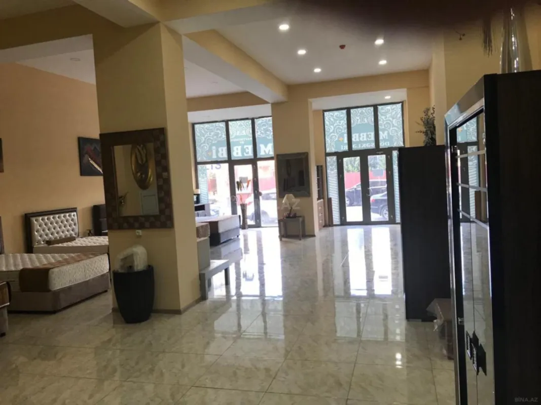 Satılır obyekt 178 m²