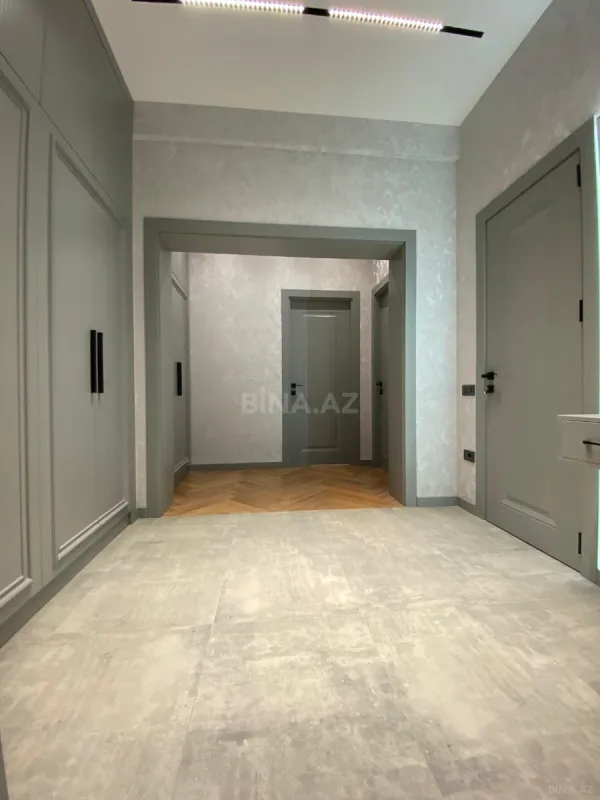 Satılır 2 otaqlı mənzil 70 m²