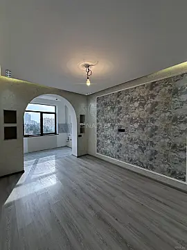 Satılır 2 otaqlı mənzil 66 m²