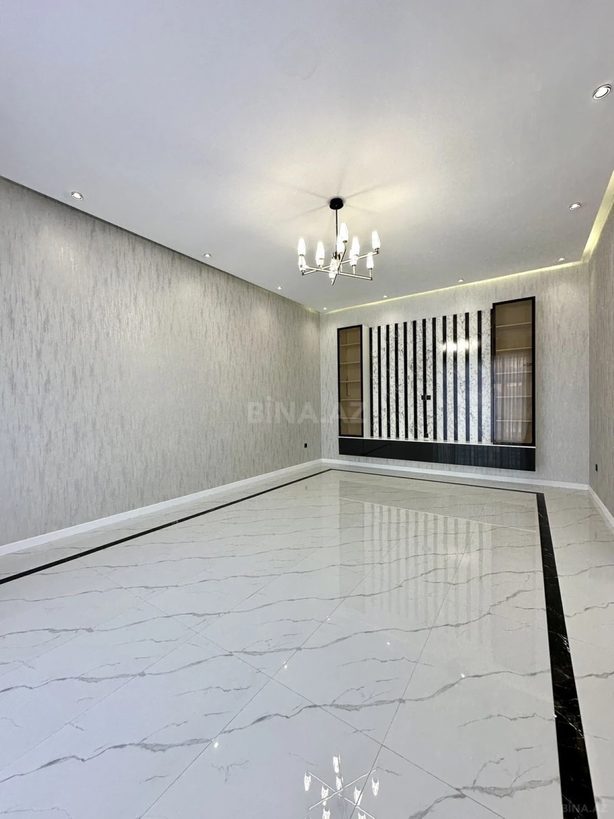 Satılır 4 otaqlı həyət evi 193 m²