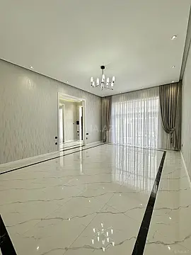 Satılır 4 otaqlı həyət evi 193 m²
