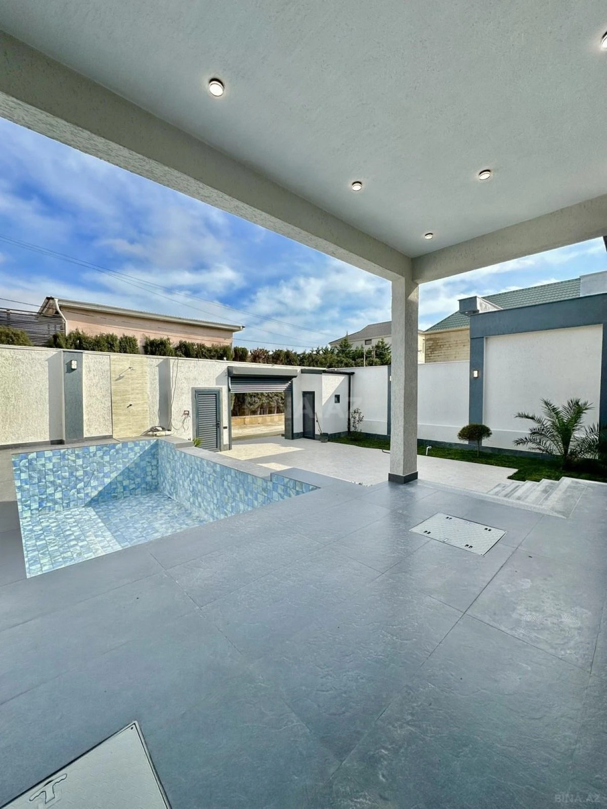 Satılır 4 otaqlı həyət evi 193 m²