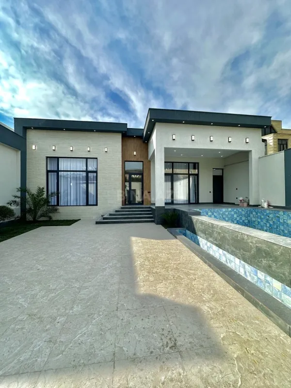 Satılır 4 otaqlı həyət evi 193 m²