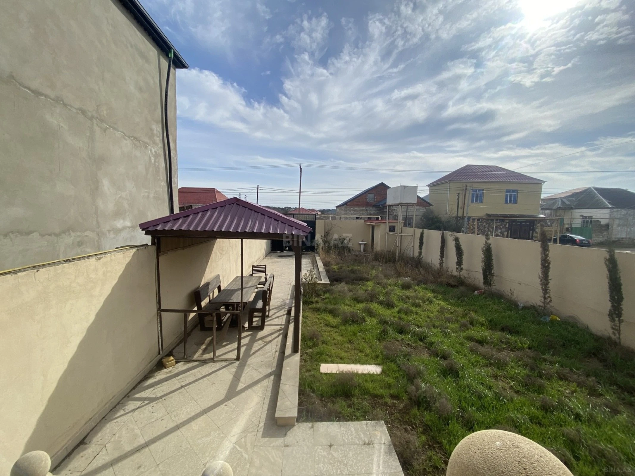 Satılır 3 otaqlı həyət evi 90 m²